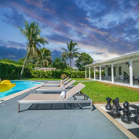Вилла New Tropical Oasis Retreat In Майами Экстерьер фото